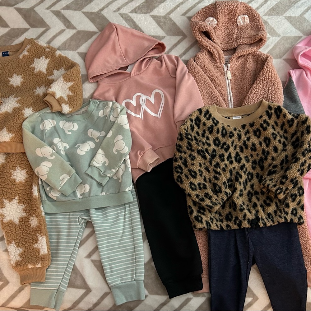 18 Month Girls cold weather Fall, Winter Bundle with Hoodies and Sweater outfits - Picture 2 of 11